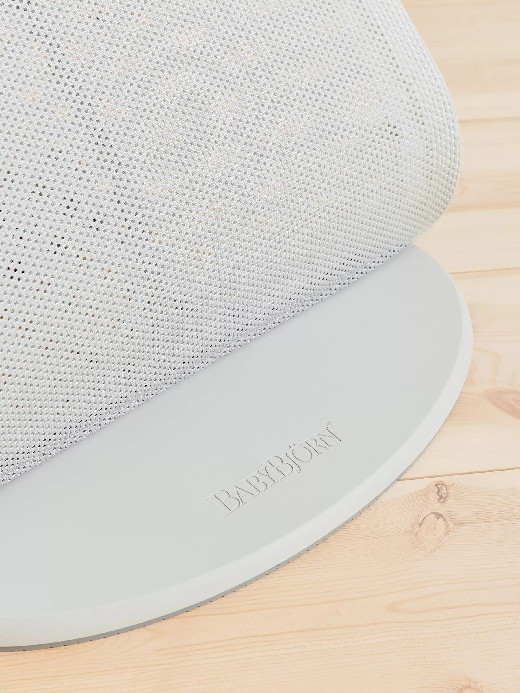 BabyBjorn Bouncer Balance Soft Mesh - Pearly Pink/White